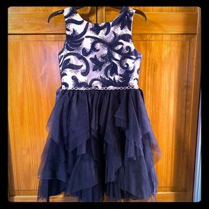 Size 10/12 girls special occasion dress. Navy